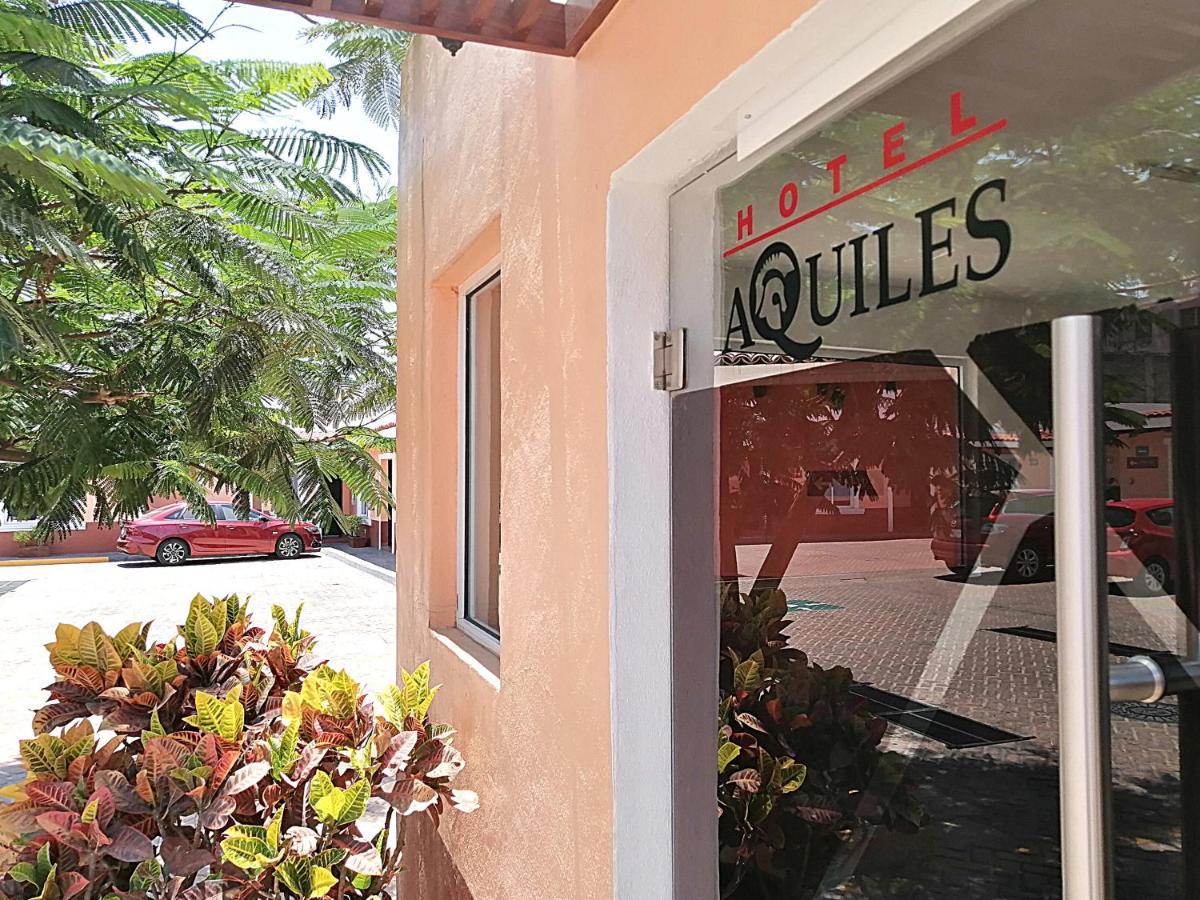 Hotel Aquiles Guadalajara Bagian luar foto