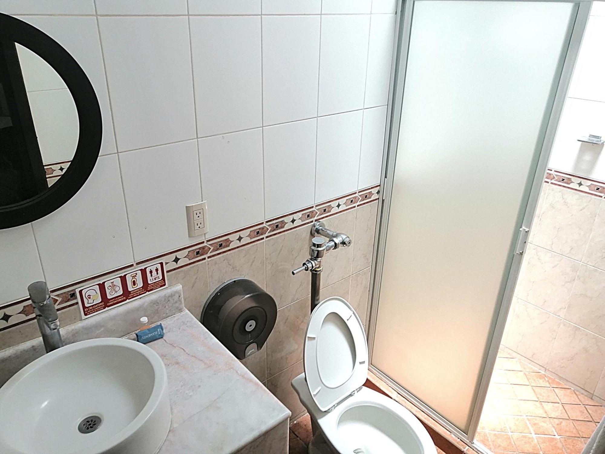 Hotel Aquiles Guadalajara Ruang foto
