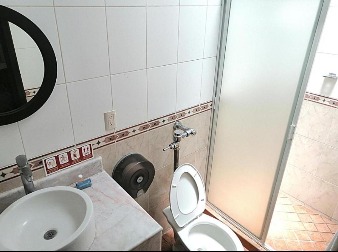 Hotel Aquiles Guadalajara Ruang foto