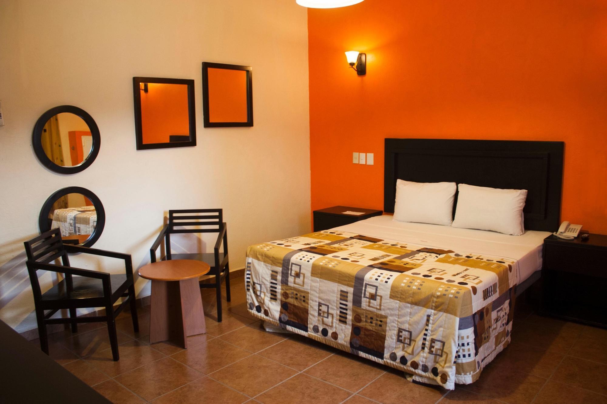 Hotel Aquiles Guadalajara Bagian luar foto